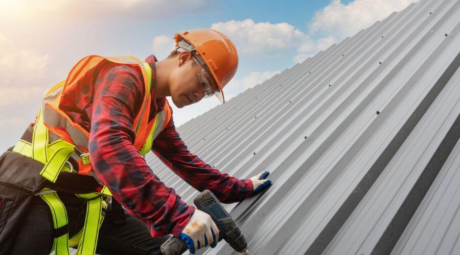 Professional Emergency Roof Repairs services in Poca, WV
